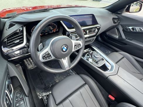 Used 2024 BMW Z4 sDrive30i w/ Premium Package RWD image 10