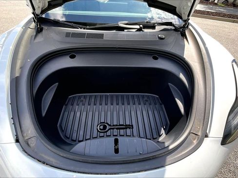 Used 2023 Tesla Model 3 Standard Range RWD image 31