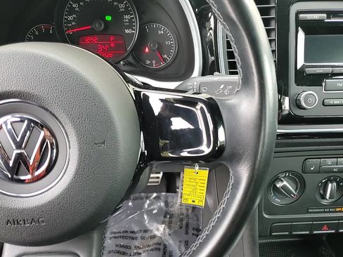 Used 2012 Volkswagen Beetle 2.0T image 15