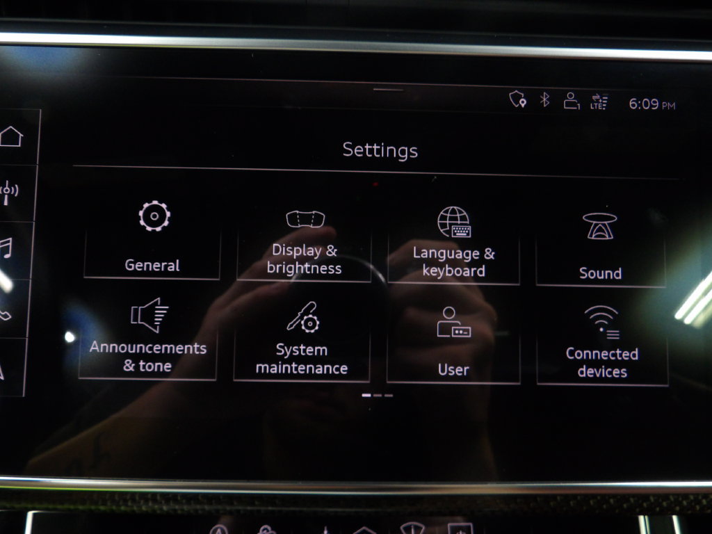 Used 2020 Audi SQ8 Prestige w/ S Sport Package AWD/4WD image 36
