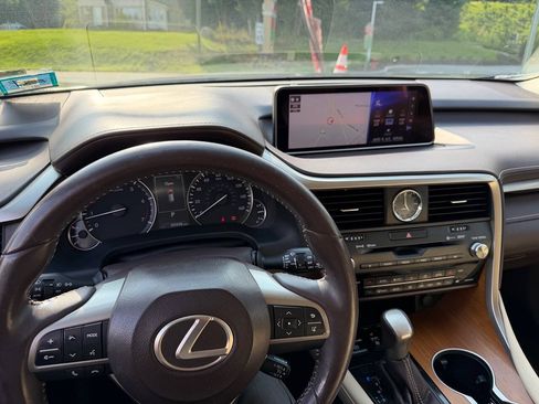 Used 2016 Lexus RX 350 AWD w/ Premium Package image 25