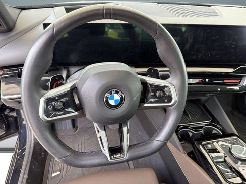 Used 2026 BMW 530i w/ M Sport Package RWD image 11