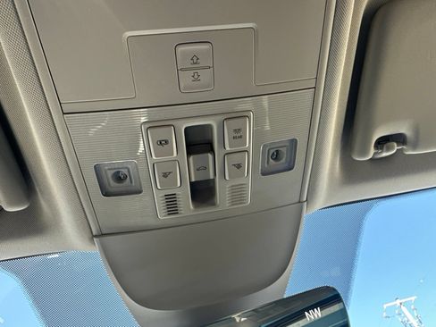 Certified 2023 Volkswagen Taos SE AWD/4WD image 72