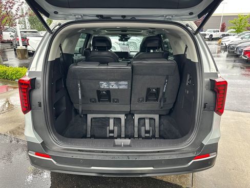 Used 2025 Kia Carnival SX Prestige FWD image 27
