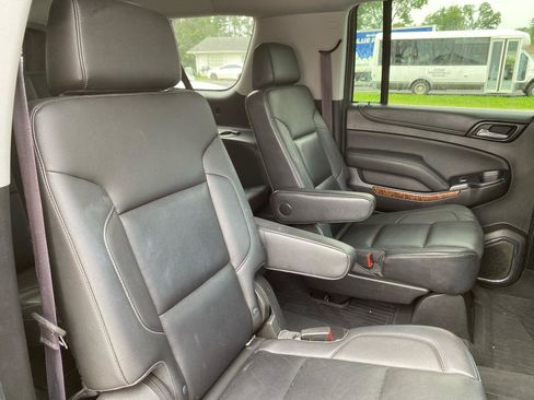 Used 2017 Chevrolet Suburban Premier AWD/4WD image 9