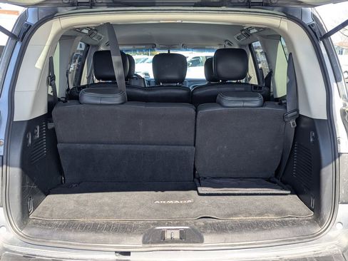 Used 2017 Nissan Armada SV image 31