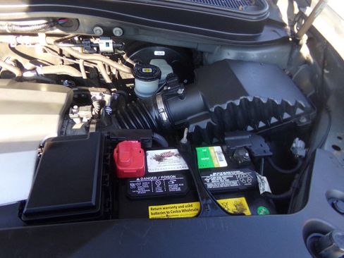 Used 2010 Acura MDX SH AWD w/Tech 4dr SUV w/Techno image 39