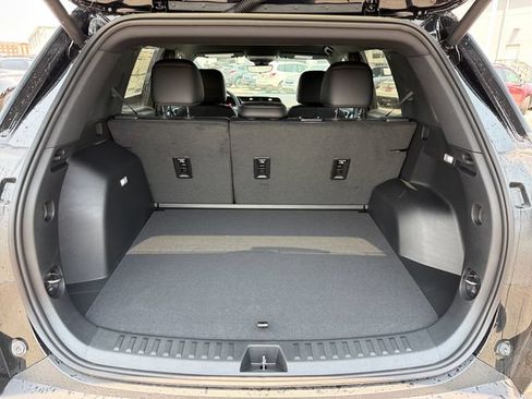 New 2027 GMC Terrain Elevation w/ Elevation Premium Package FWD image 23