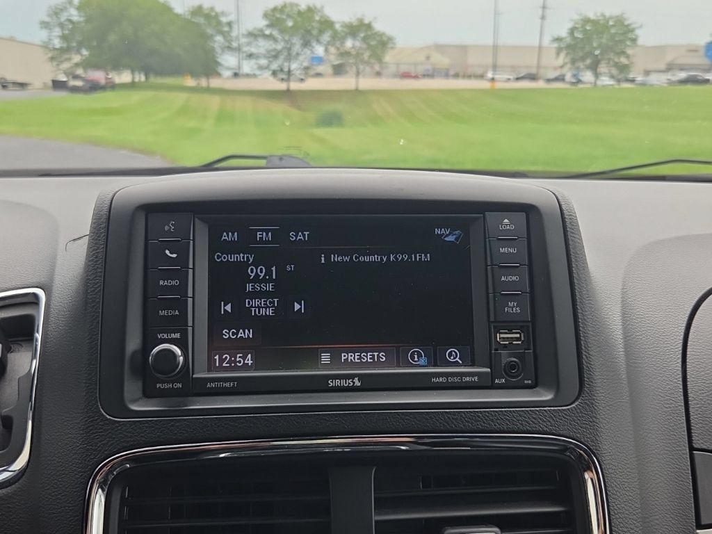 Used 2020 Dodge Grand Caravan GT FWD image 28