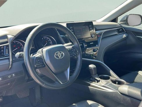 Used 2024 Toyota Camry SE FWD image 10