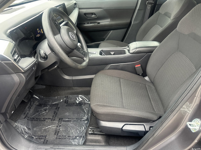 Used 2025 Nissan Kicks S FWD image 22