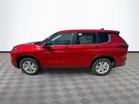 New 2026 Mitsubishi Outlander ES FWD image 4
