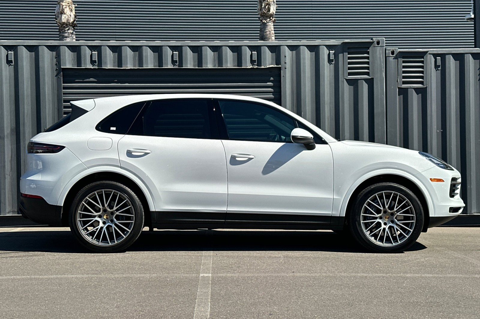 Certified 2023 Porsche Cayenne AWD/4WD image 9