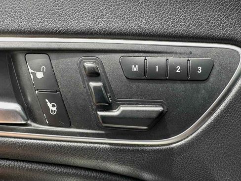 Used 2016 Mercedes-Benz CLA 250 image 35