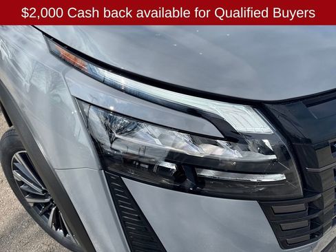 New 2026 Nissan Pathfinder Platinum image 35