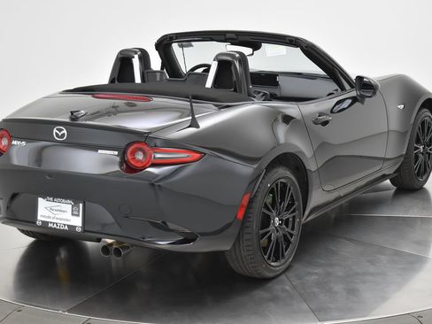 New 2026 MAZDA MX-5 Miata Club w/ Weather Package RWD image 22