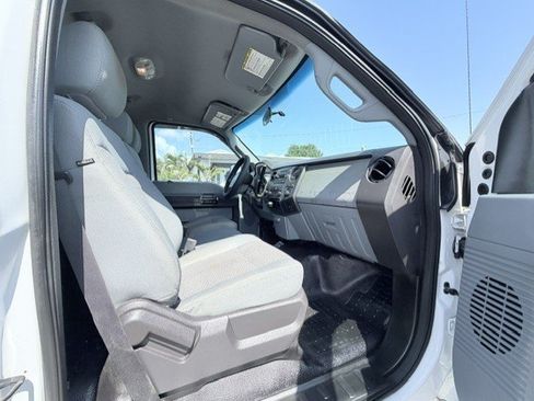 Used 2011 Ford F250 XL w/ PWR Equipment Group AWD/4WD image 15