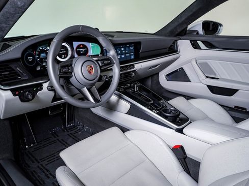 Certified 2021 Porsche 911 Turbo S image 4