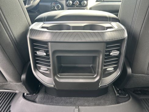 New 2026 RAM 1500 4x4 Crew Cab image 35