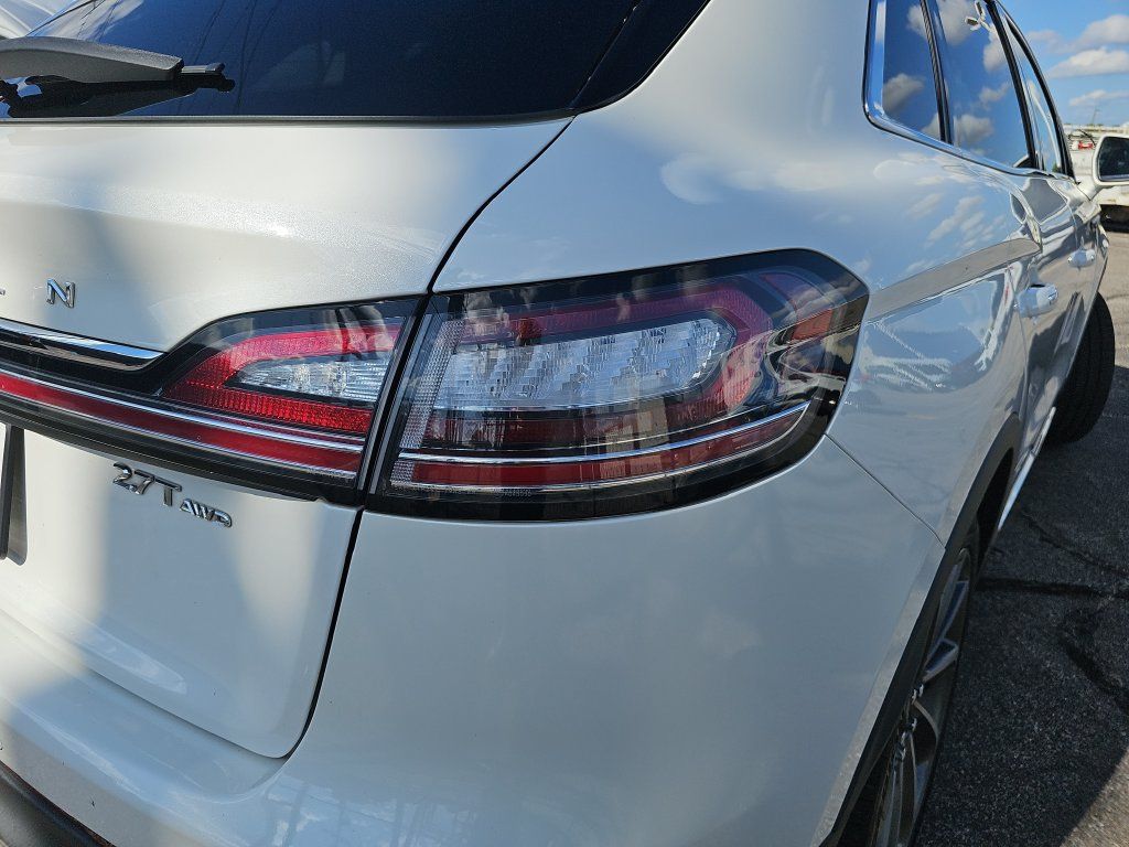 Used 2020 Lincoln Nautilus Reserve w/ Equipment Group 202A AWD/4WD image 34