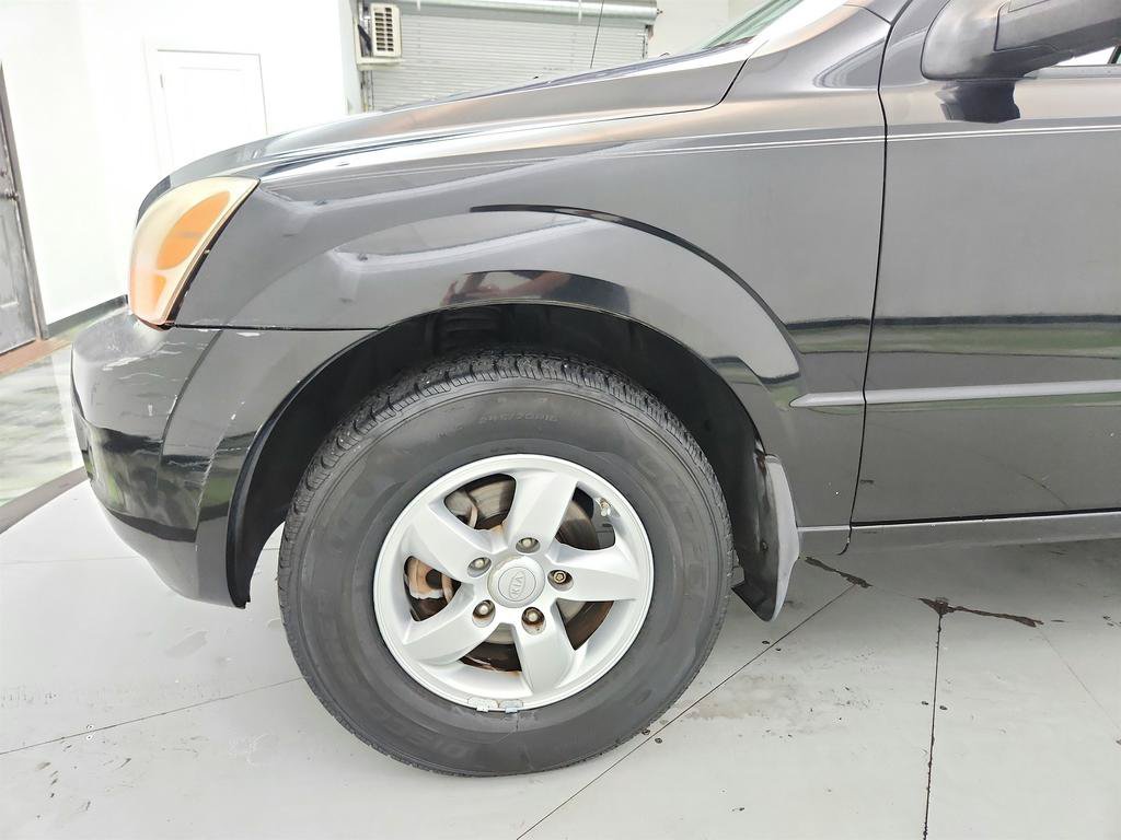 Used 2009 Kia Sorento LX RWD image 28