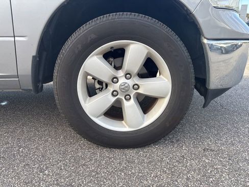 Used 2024 RAM 1500 Classic SLT image 10