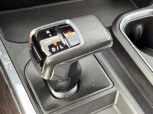 Used 2022 Chevrolet Silverado 1500 LTZ AWD/4WD image 47