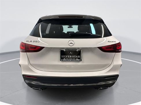 Certified 2022 Mercedes-Benz GLA 250 4MATIC image 3