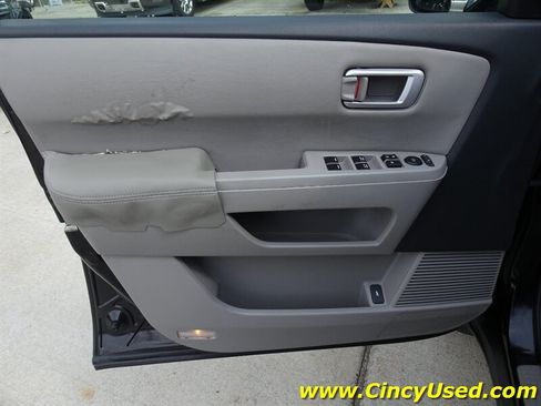 Used 2010 Honda Pilot EX-L image 32