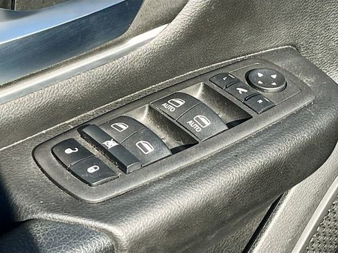 Used 2023 RAM 1500 Big Horn image 17