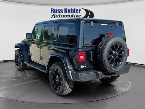 Used 2021 Jeep Wrangler Unlimited Sahara w/ Cold Weather Group AWD/4WD image 3