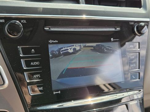 Used 2016 Toyota Prius V Four image 20