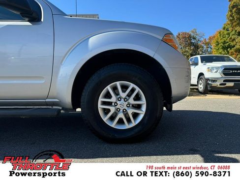 Used 2014 Nissan Frontier SV AWD/4WD image 25