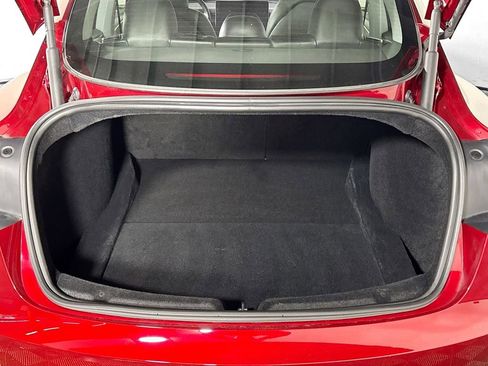Used 2024 Tesla Model 3 image 22