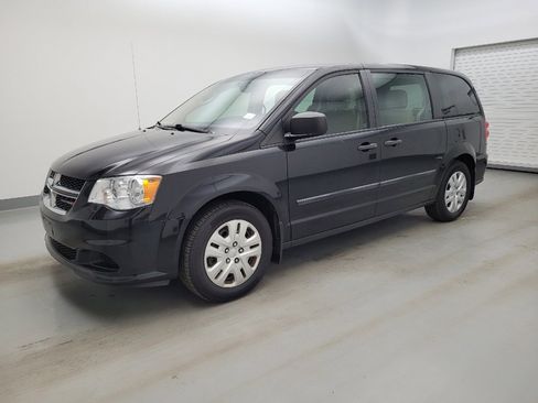 Used 2015 Dodge Grand Caravan American Value Package w/ UConnect Hands-Free Group image 2