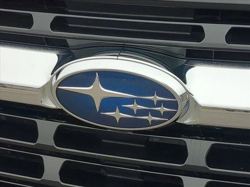 Certified 2025 Subaru Ascent Premium image 30