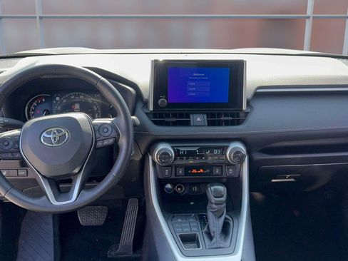 Used 2024 Toyota RAV4 XLE w/ Convenience Package AWD/4WD image 12