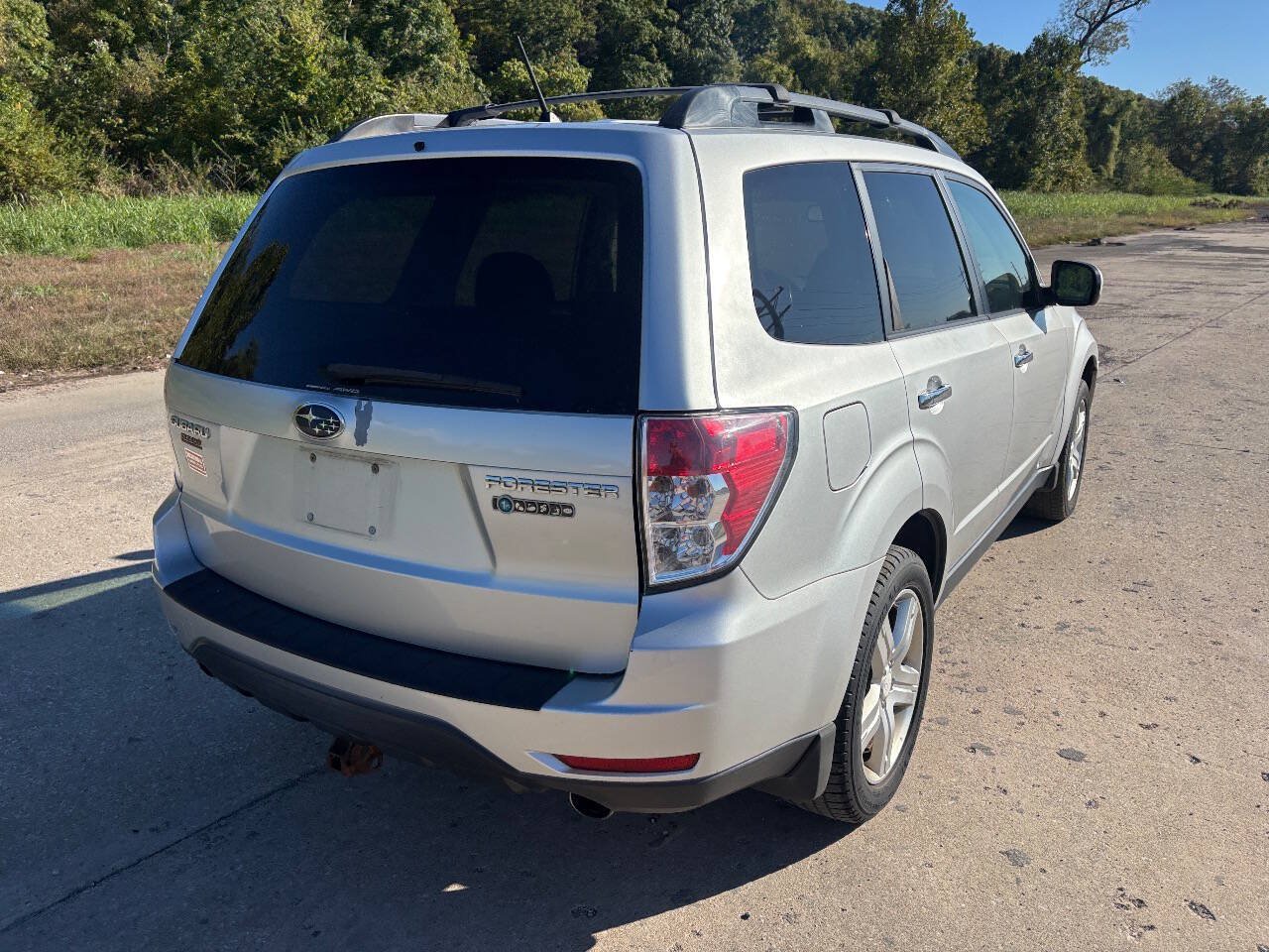 Used 2009 Subaru Forester 2.5X Limited AWD/4WD image 7