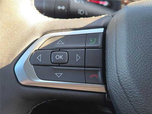 New 2026 Jeep Compass Latitude image 29