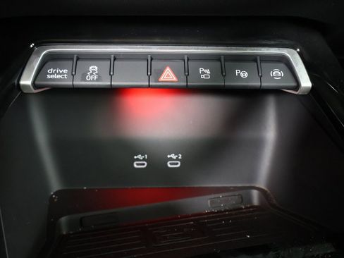 New 2026 Audi RS 3 image 4