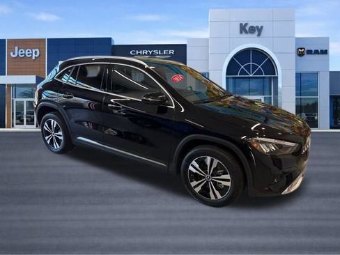 Used 2024 Mercedes-Benz GLA 250 4MATIC image 8