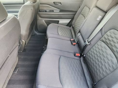 Used 2024 Nissan Pathfinder SV FWD image 26