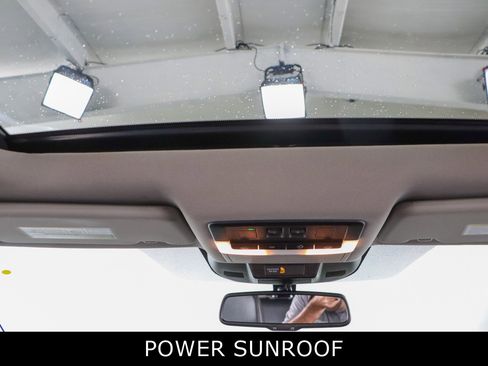 Used 2022 Nissan Rogue SL FWD image 21