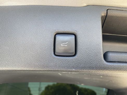 Used 2023 Ford Escape Active FWD image 9