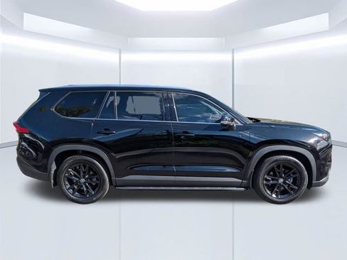 Used 2024 Toyota Grand Highlander FWD image 3