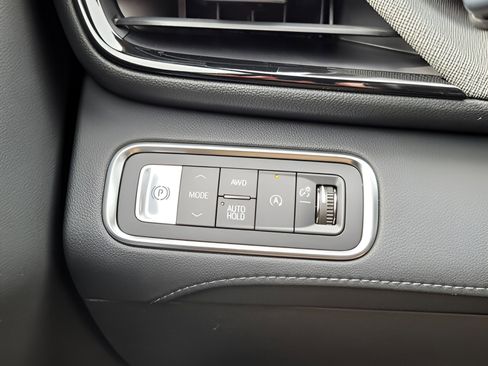 New 2025 Buick Enclave Sport Touring w/ Power Package image 33