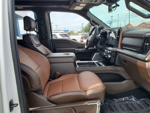 Certified 2026 Ford F450 King Ranch w/ FX4 Off-Road Package AWD/4WD image 16