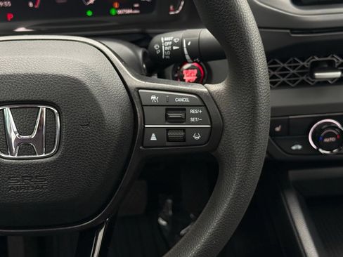 Certified 2025 Honda Accord SE image 22
