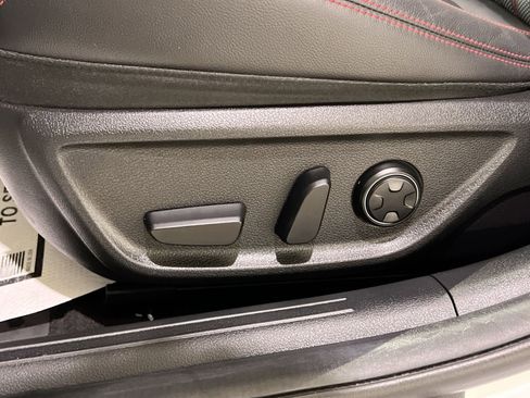 Used 2023 Genesis G70 2.0T w/ Sport Prestige Package image 24