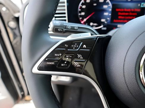 Certified 2026 Mercedes-Benz GLE 350 4MATIC image 32